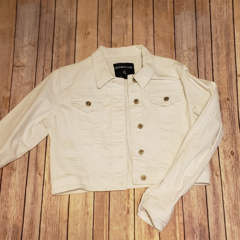 XL Maurice's white denim crop jacket